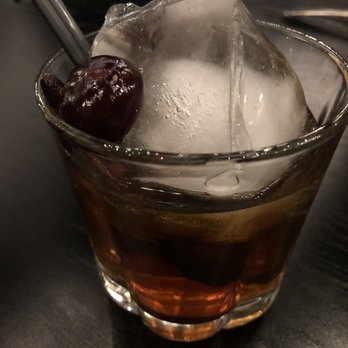 Blackwall Hitch - Was the ice cube an afterthought? - New American Near Me - Baltimore, Maryland