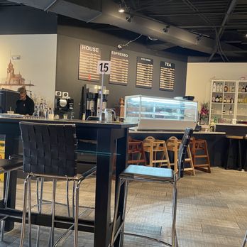 East West - Tysons - Coffee & Tea Near Me - Tysons, Virginia