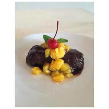 La Marisca - Tamalito de chocolate - Seafood Near Me - Cancún, ROO La Marisca - Tamalito de chocolate - Seafood Near Me - Cancún, ROO