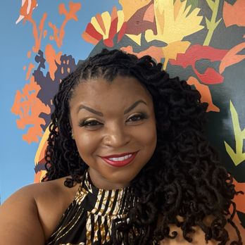 Harp Vision - Taking a Selfie at their STUNNING Art Installation mural! - Herbal Shops Near Me - Baltimore, Maryland Harp Vision - Taking a Selfie at their STUNNING Art Installation mural! - Herbal Shops Near Me - Baltimore, Maryland