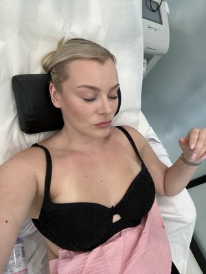 Beauty Bar West Hollywood by null