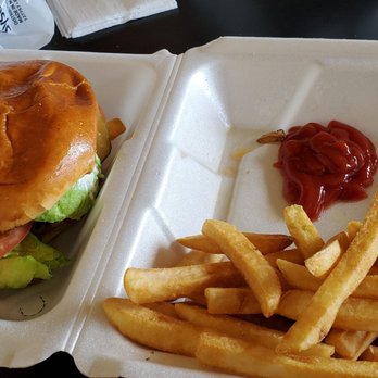 Burgerlicious - 49er burger (grill onions and mushrooms, lettuce, tomato, avocado, mayo and American cheese) - American Near Me - Rio Vista, California Burgerlicious - 49er burger (grill onions and mushrooms, lettuce, tomato, avocado, mayo and American cheese) - American Near Me - Rio Vista, California