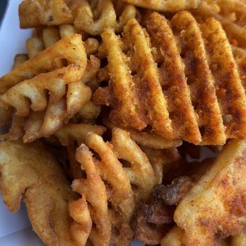 Chicken Party - Crinkle cut fries - Chicken Shop Near Me - Sacramento, California Chicken Party - Crinkle cut fries - Chicken Shop Near Me - Sacramento, California