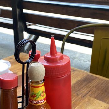 The Pan - Fly in squeeze bottle all the time. Flies laying eggs & people using the ketchup bottle. Didn't want to use in fear of getting sick - Pizza Near Me - Gardena, California The Pan - Fly in squeeze bottle all the time. Flies laying eggs & people using the ketchup bottle. Didn't want to use in fear of getting sick - Pizza Near Me - Gardena, California