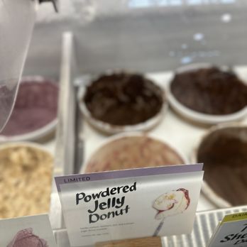 Jeni's Splendid Ice Creams - Jelly doughnut - Ice Cream & Frozen Yogurt Near Me - Nashville, Tennessee