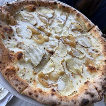 Cecconi's Dumbo - Potato Pizza - Italian Near Me - Brooklyn, New York Cecconi's Dumbo - Potato Pizza - Italian Near Me - Brooklyn, New York