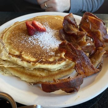 Airport Diner - Pancakes and bacon - Diners Near Me - Fredericksburg, Texas Airport Diner - Pancakes and bacon - Diners Near Me - Fredericksburg, Texas