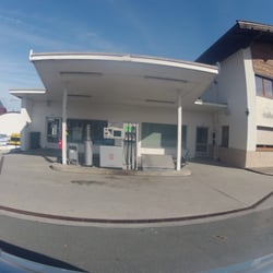 Esso Tankstelle Gutmann