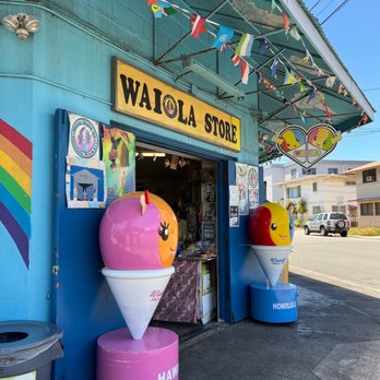 Waiola Shave Ice - Walk on for all sorts of things -- even logo merch - Ice Cream & Frozen Yogurt Near Me - Honolulu, Hawaii Waiola Shave Ice - Walk on for all sorts of things -- even logo merch - Ice Cream & Frozen Yogurt Near Me - Honolulu, Hawaii