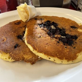 Knotty Pine - Blueberry Pancakes - Breakfast & Brunch Near Me - Newton, Massachusetts