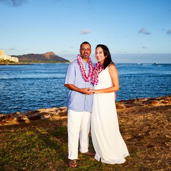 Oahu Dream Weddings - Magic Island. - Wedding Planning Near Me Oahu Dream Weddings - Magic Island. - Wedding Planning Near Me
