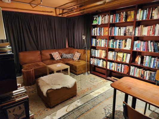 Clio’s Books by null