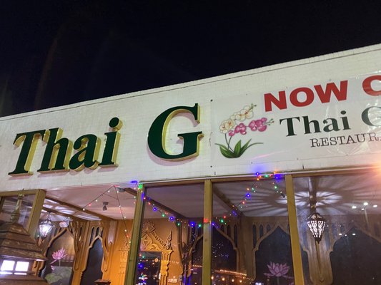 Thai Garden Restaurant & Bar by null