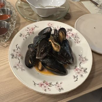 Cured Fish Bar - Chilled mussels - Japanese Near Me - Livermore, California