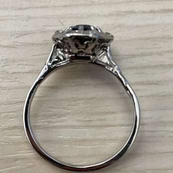 John Fish Jewelers - Messy, sloppy work. They filled in the sides & did horrible job - Jewelry Near Me - Las Vegas, Nevada