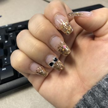 Jeanne's Nail Spa - Gold glitter ombré - Nail Salons Near Me - Milpitas, California Jeanne's Nail Spa - Gold glitter ombré - Nail Salons Near Me - Milpitas, California