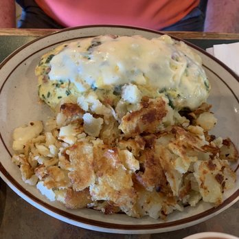 Blueberry Pancake House 2 - Popeye omelet and fried potatoes - Cafes Near Me - Fort Wayne, Indiana