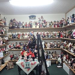 Byers carolers room #ReviewsByRL