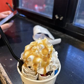 Frozen Rolled Ice Cream - Ice Cream & Frozen Yogurt Near Me - Philadelphia, Pennsylvania