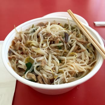 Kukui Cafe - Rice Noodles with Preserved Vegetables & Pork - Chinese Near Me - Honolulu, Hawaii