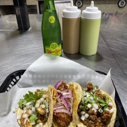 Del Sur Grill - Lunch today was so delicious, homemade flavor as always. Cochinita pibil, pollo & ground beef with chorizo