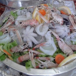 Il Brigantino Litoranea - Alzate di frutti di mare freschissimi.