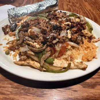 El Patio - Maria Special with chicken, chorizo,steak and mushrooms - Mexican Near Me - Alachua, Florida