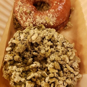 AlimamaTea - Green tea & chocolate glaze - Desserts Near Me - New York, New York AlimamaTea - Green tea & chocolate glaze - Desserts Near Me - New York, New York