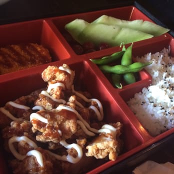 Kinoya Izakaya - Kara-age bento lunch - Japanese Near Me - Montreal, Quebec Kinoya Izakaya - Kara-age bento lunch - Japanese Near Me - Montreal, Quebec