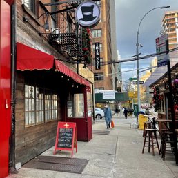 Plug Uglies 17 Photos 54 Reviews Sports Bars 256 3rd Ave New York Ny Phone Number Yelp Plug Uglies 17 Photos 54 Reviews Sports Bars 256 3rd Ave New York Ny Phone Number Yelp