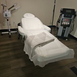 Injectable Beauties Day Spa & Salon - Comfort hydrofacial and body scrum waiting on you.