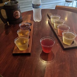 Hammered Dwarf Cider - The full tasting flight and a stein