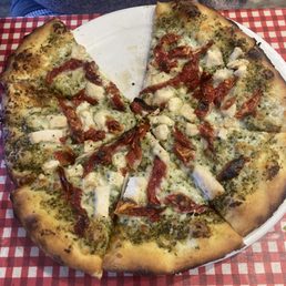 pesto pizza