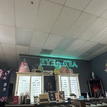 EYEfiniTEA Optique & Lounge - Love coming here, late nights at EyeFinitTea. Best boba in Morgan Hill. - Eyewear & Opticians Near Me - Morgan Hill, California