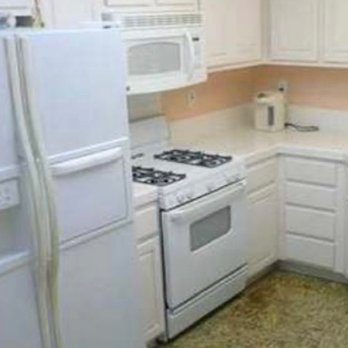Kitchen Cabinets Express - Kitchen Before - General Contractors Near Me - Buena Park, California