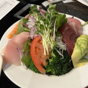Tomodachi Restaurant - Sashimi salad - Sushi Bars Near Me - Westlake Village, California Tomodachi Restaurant - Sashimi salad - Sushi Bars Near Me - Westlake Village, California