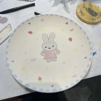 Color Me Mine - ig: @cravingswithcat - Kids Activities Near Me - El Segundo, California Color Me Mine - ig: @cravingswithcat - Kids Activities Near Me - El Segundo, California