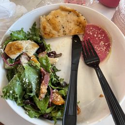 This is a "full" salad. Nothing ate. ($21+) This is a "full" salad. Nothing ate. ($21+)
