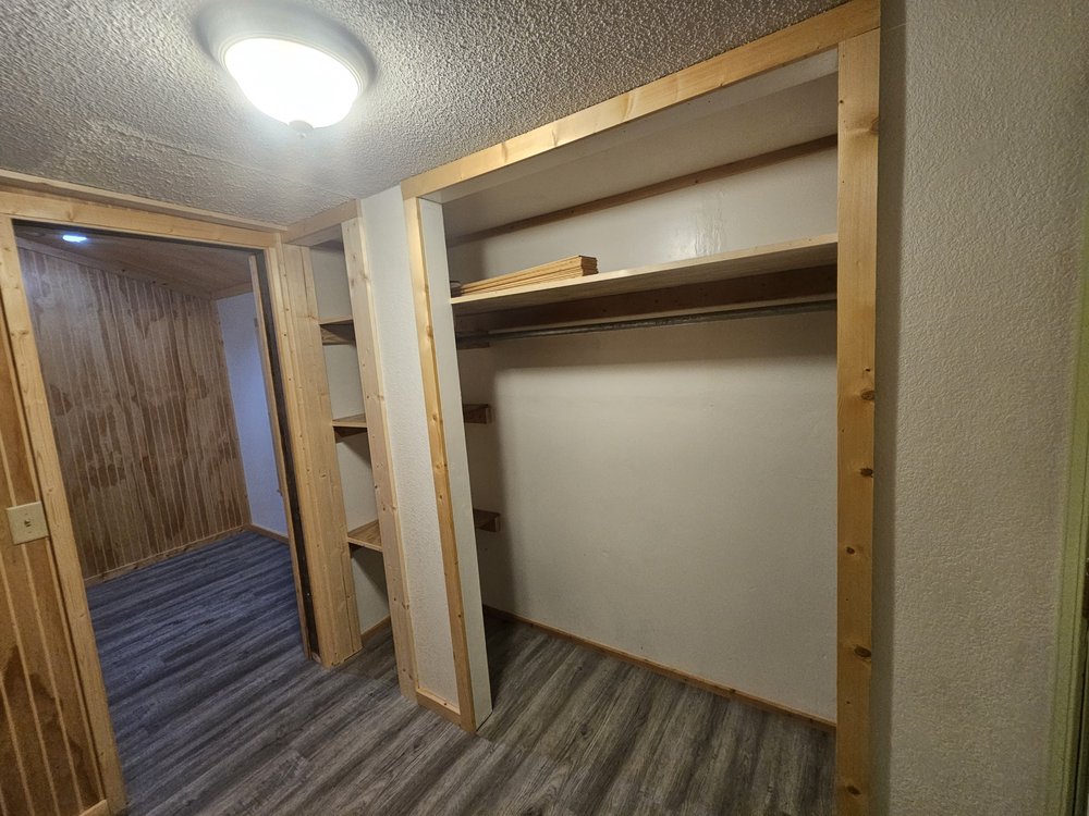 Slide of Eric's Handyman services