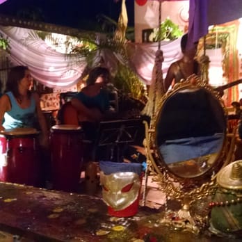 Le Lotus Rouge - Sultry live music - French Near Me - Playa del Carmen, ROO
