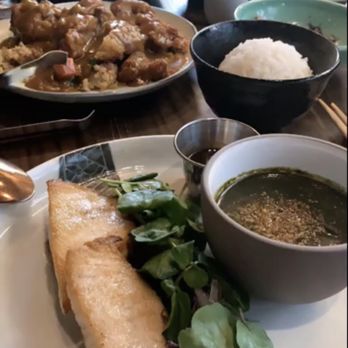 Lineage - Ono with squid luau, cauliflower curry, and short ribs - Asian Fusion Near Me - Wailea, Hawaii Lineage - Ono with squid luau, cauliflower curry, and short ribs - Asian Fusion Near Me - Wailea, Hawaii
