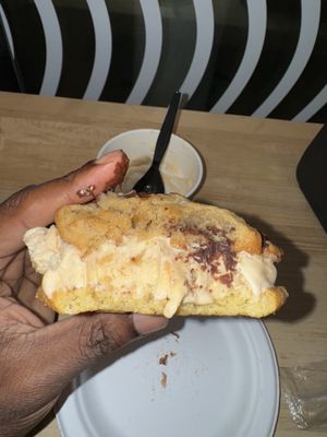 Insomnia Cookies by null