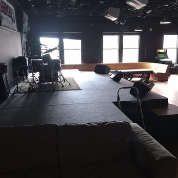 Arlington Ale House - Bring it heavy! - Venues & Event Spaces Near Me - Arlington Heights, Illinois Arlington Ale House - Bring it heavy! - Venues & Event Spaces Near Me - Arlington Heights, Illinois