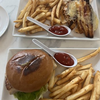 Carrie's Conservatory - Croque Monsieur and Mahi mahi sandwich - Cafes Near Me - Alpharetta, Georgia