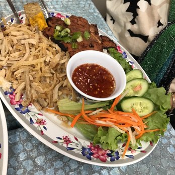 Com Tam Saigon - Com tam dad biet - Vietnamese Near Me - Falls Church, Virginia