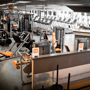 CRUNCH FITNESS - EAST COBB - Updated February 2025 - 19 Photos & 24