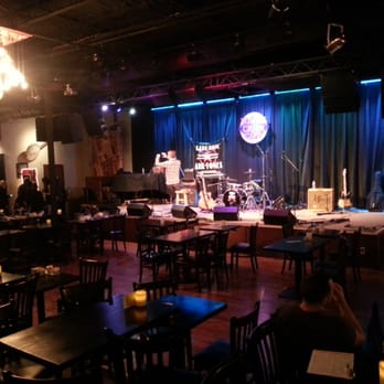 Towne Crier Cafe - Music Venues Near Me - Beacon, New York