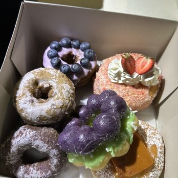 Friendly Donuts - Donuts Near Me - Orange, California