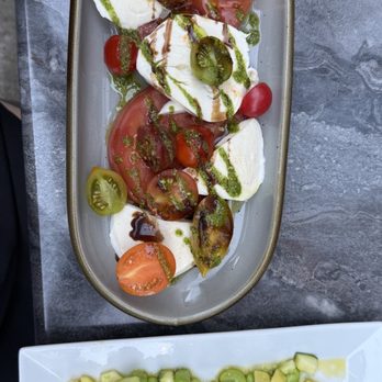 Plas Food and Drink - Heirloom Tomato Caprese and the Summer Salad - New American Near Me - Columbus, Ohio