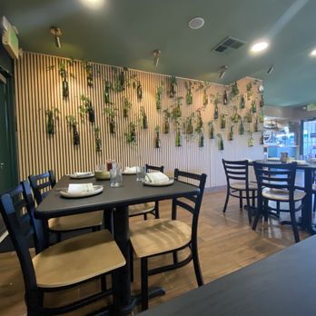 Dolce Rosa Cafe - Interior - Breakfast & Brunch Near Me - Santa Rosa, California